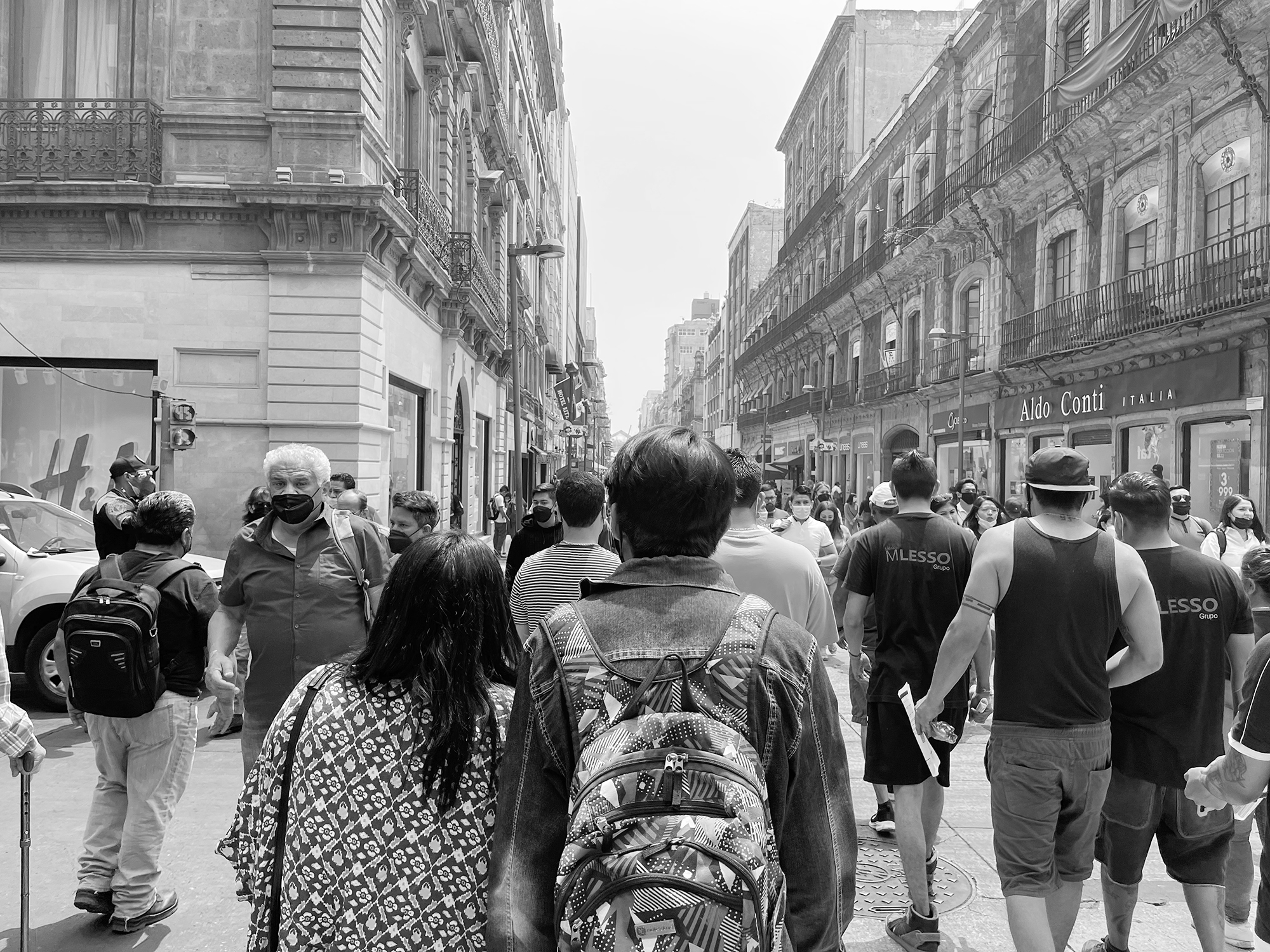 20220408_01_bw